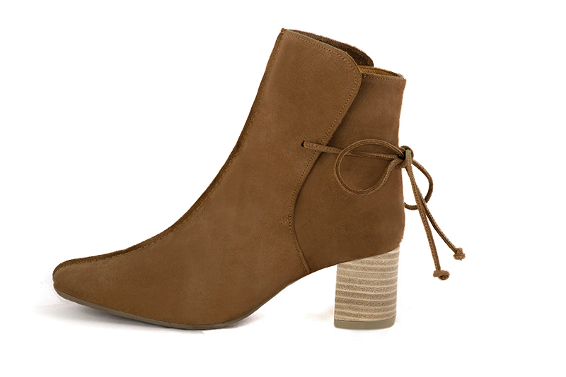 Caramel brown women's ankle boots with laces at the back. Square toe. Medium block heels. Profile view - Florence KOOIJMAN